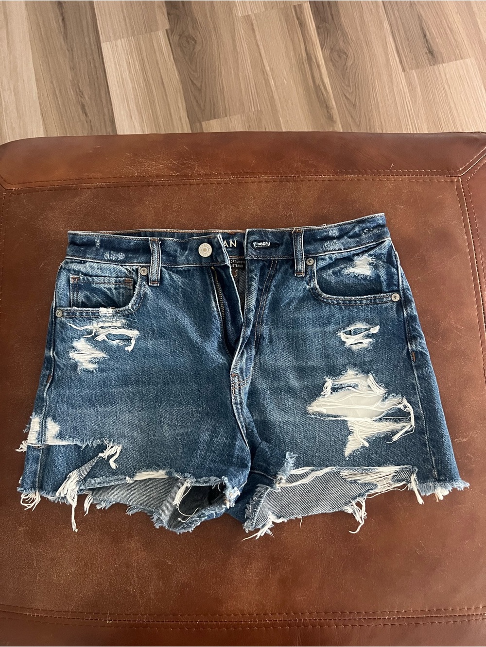 American Eagle Dark Wash Distressed Mom Shorts Size 6